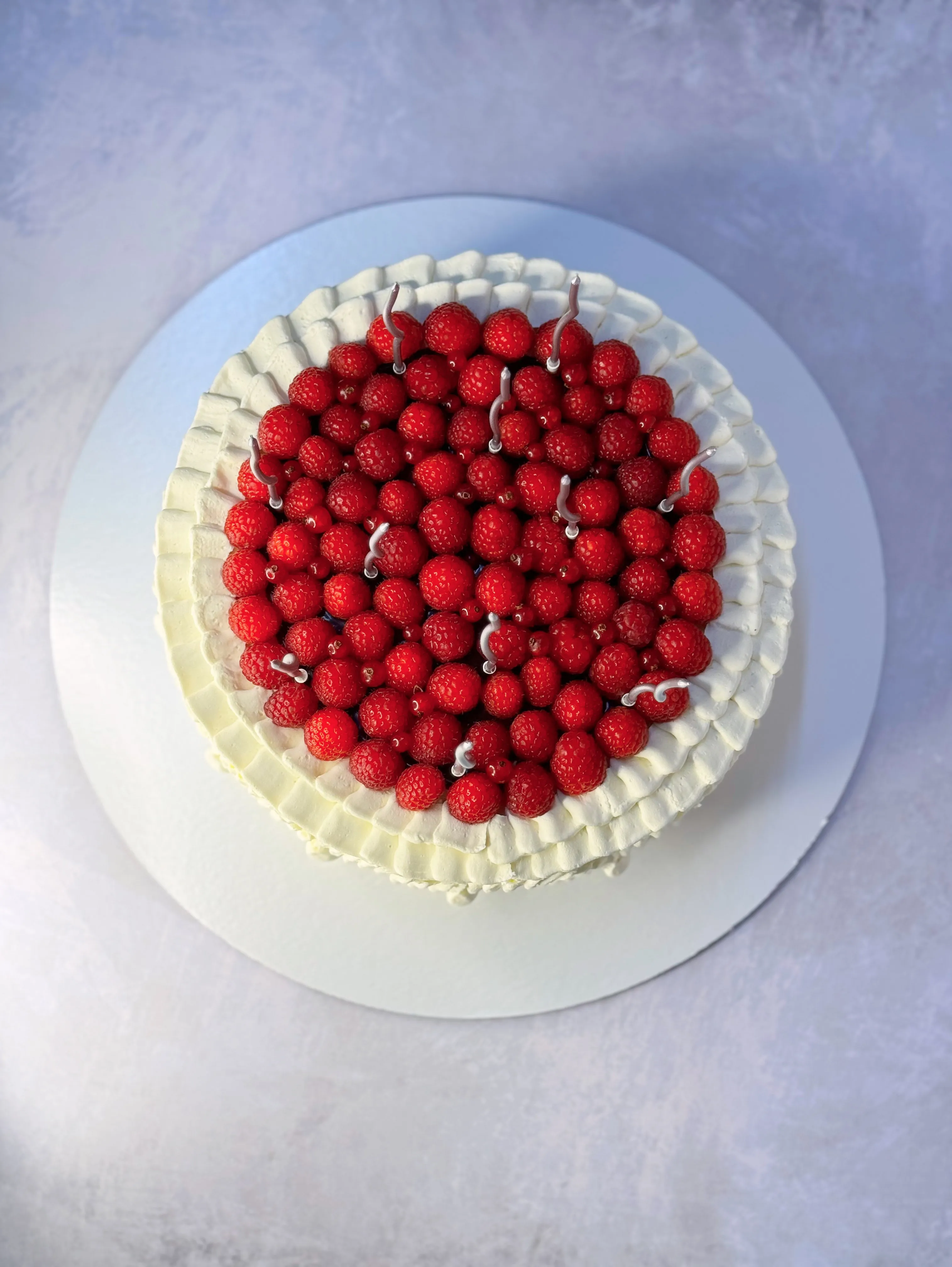 Итальянский пирог с малиной